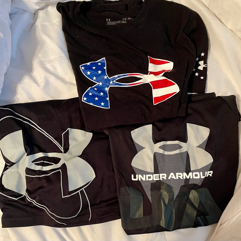 Boys Under Armour 2 tshirts shorts patriotic YL large EUC USA black gray